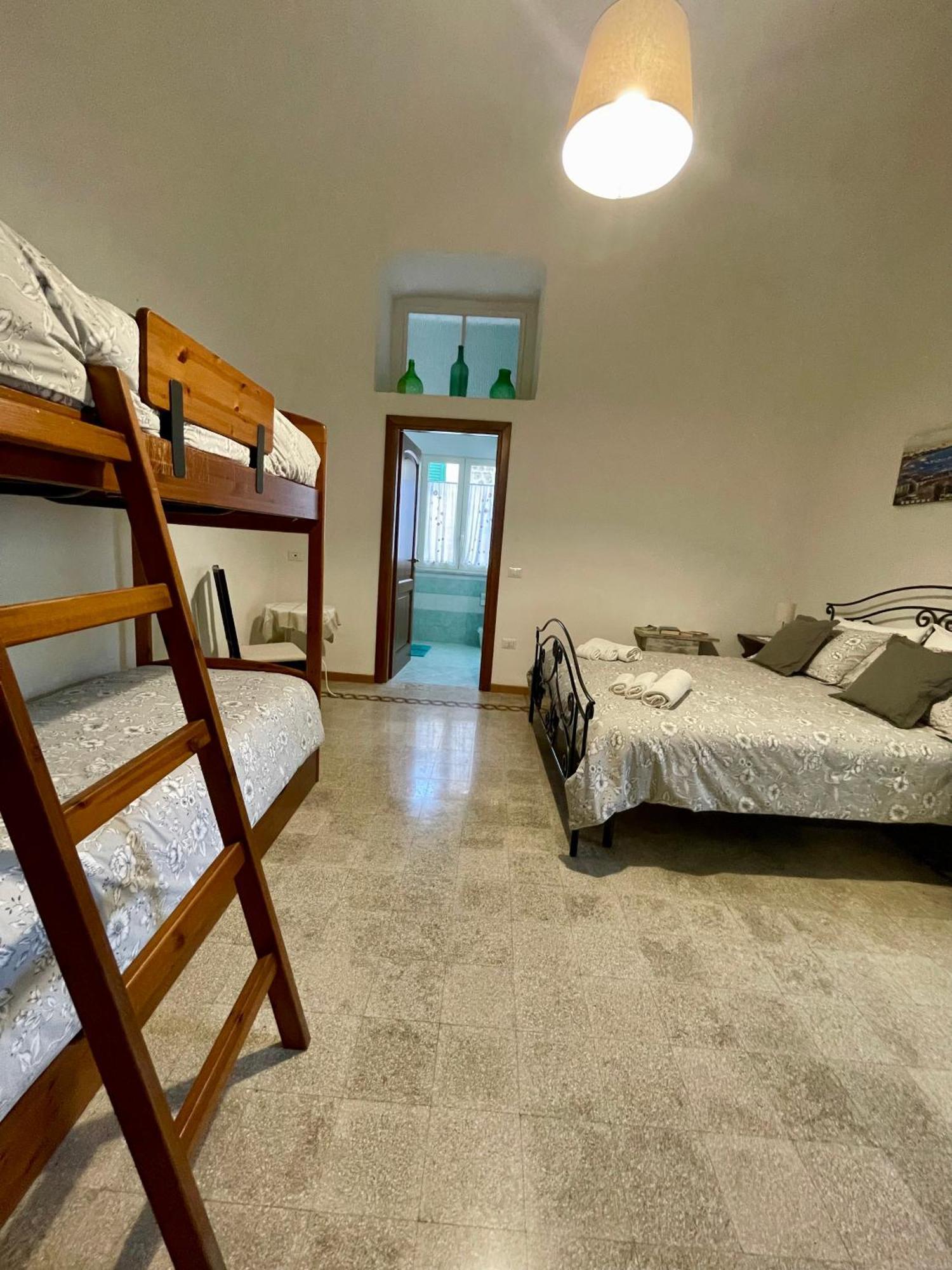 Mena Holiday House Villa Sant'Agnello Exterior photo